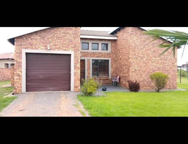 3 BEDROOM HOUSE FOR SALE IN STRUBENVALE